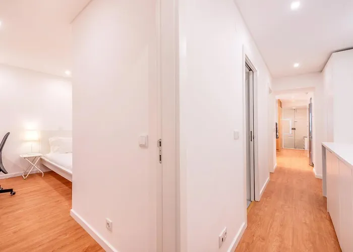 Guestready - The Golden Cradle